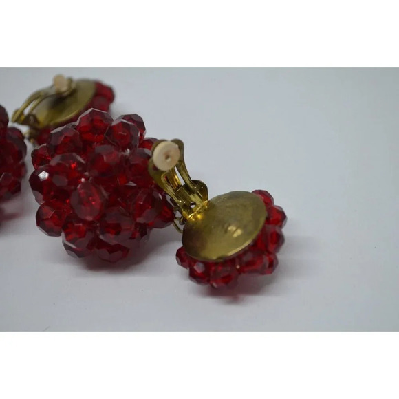 Christmas Bauble Clip on Earrings Red Balls Beaded Plastic Tacky Xmas Jewelry - Picture 7 of 7